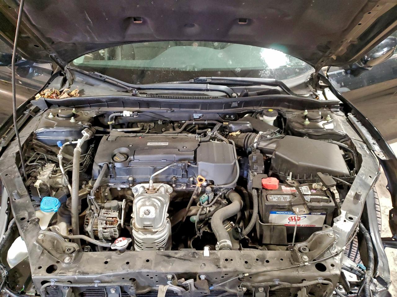 2016 HONDA ACCORD LX photo 11