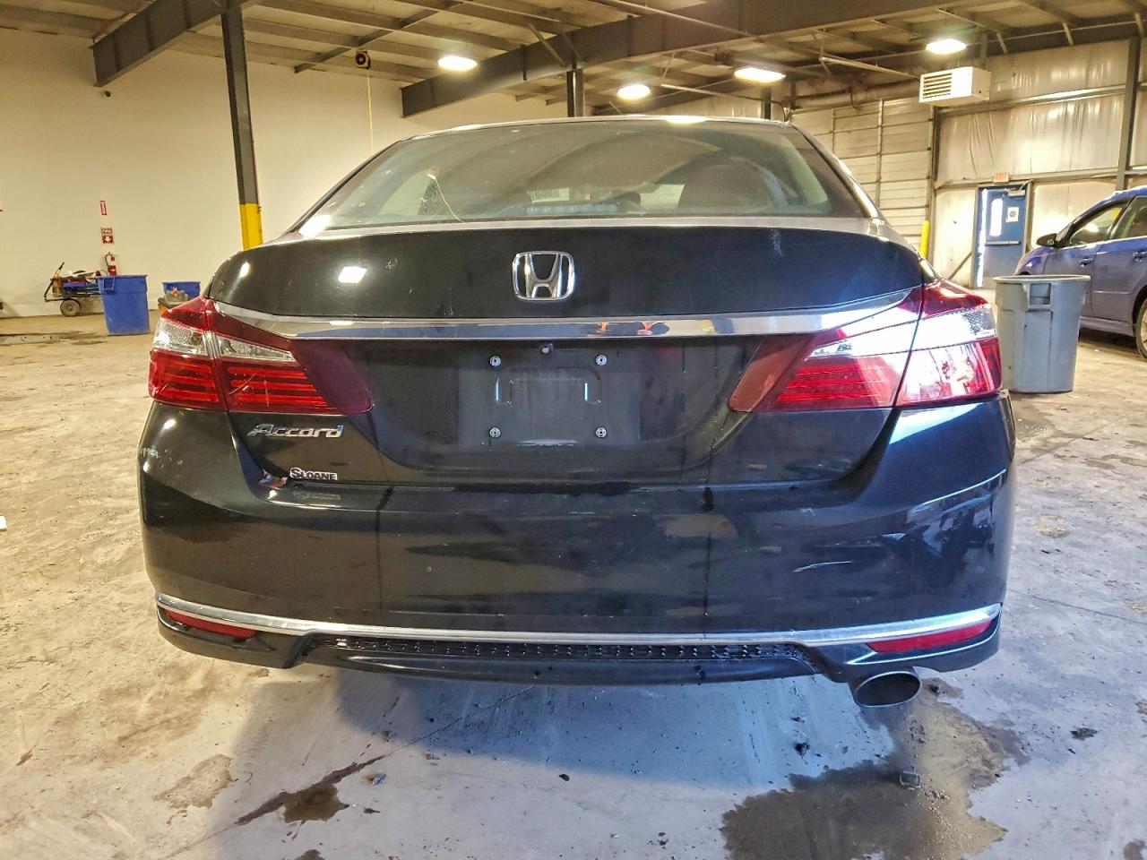 2016 HONDA ACCORD LX photo 6