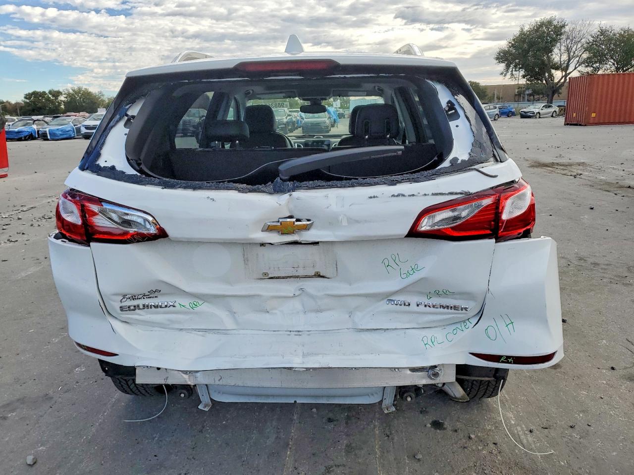 2020 CHEVROLET EQUINOX PREMIER photo 6
