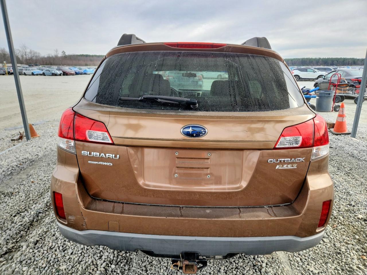 2011 SUBARU OUTBACK 2.5I PREMIUM photo 11
