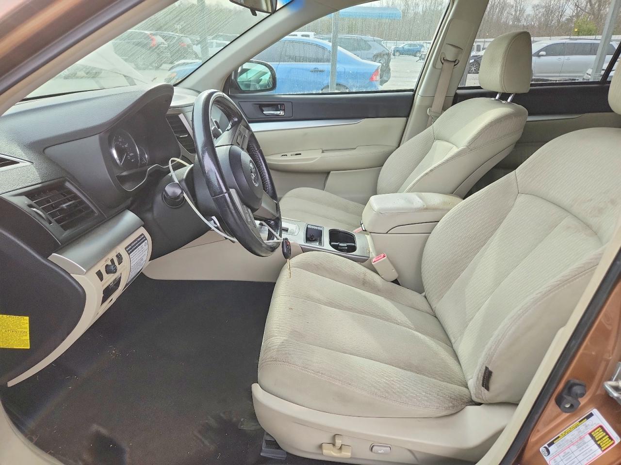 2011 SUBARU OUTBACK 2.5I PREMIUM photo 13