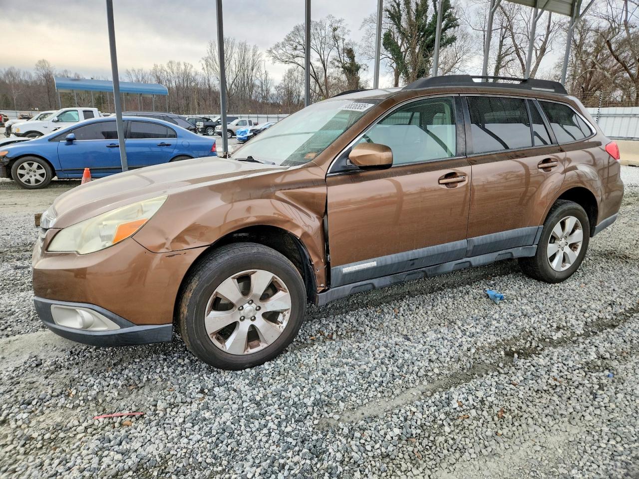 2011 SUBARU OUTBACK