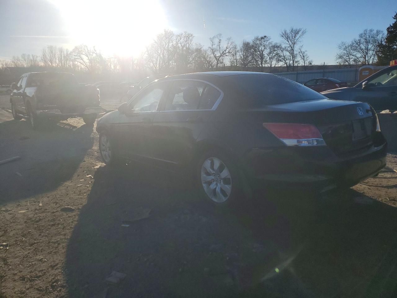 2010 HONDA ACCORD EX photo 2