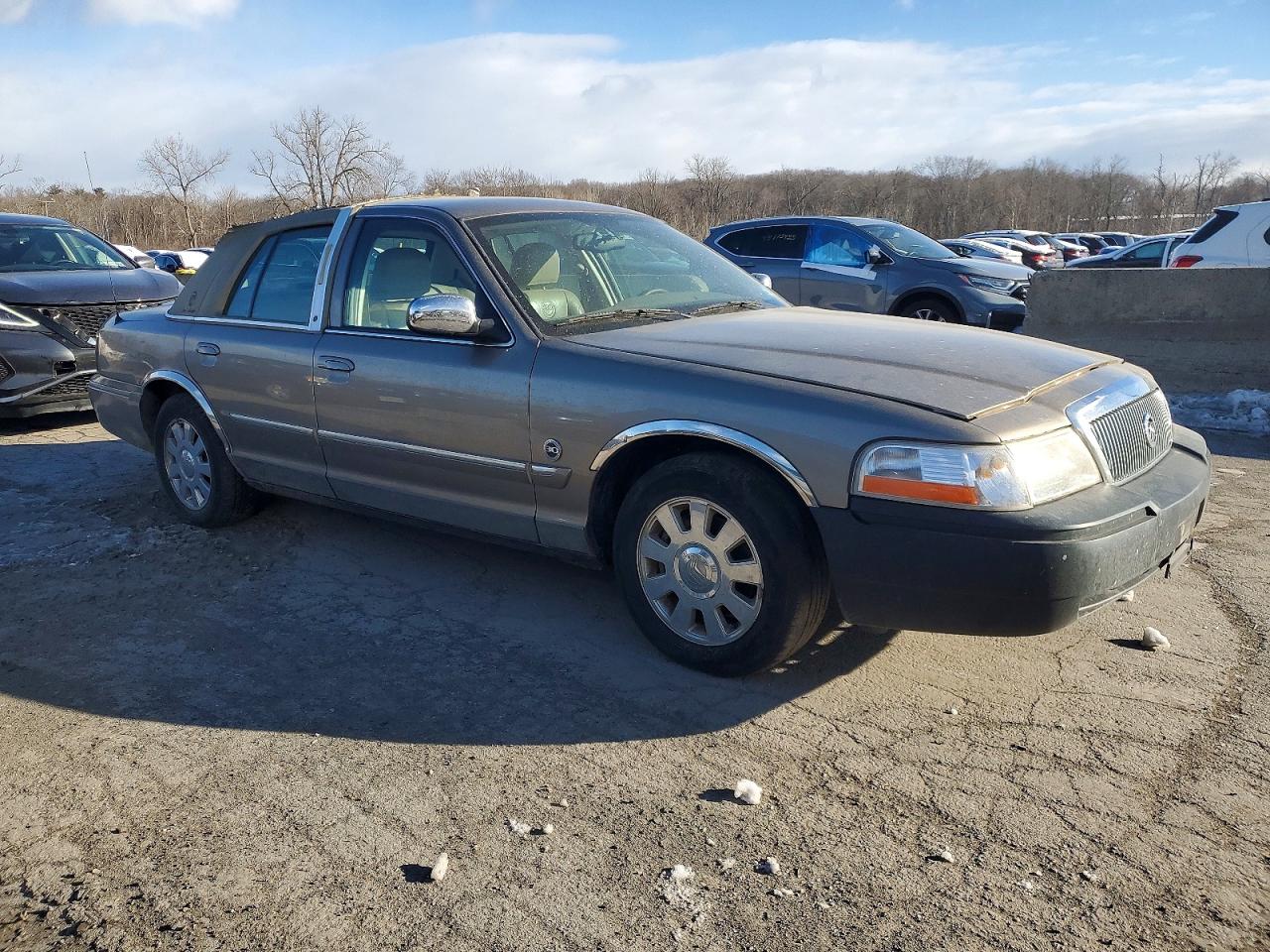 2005 MERCURY GRAND MARQUIS LS photo 4