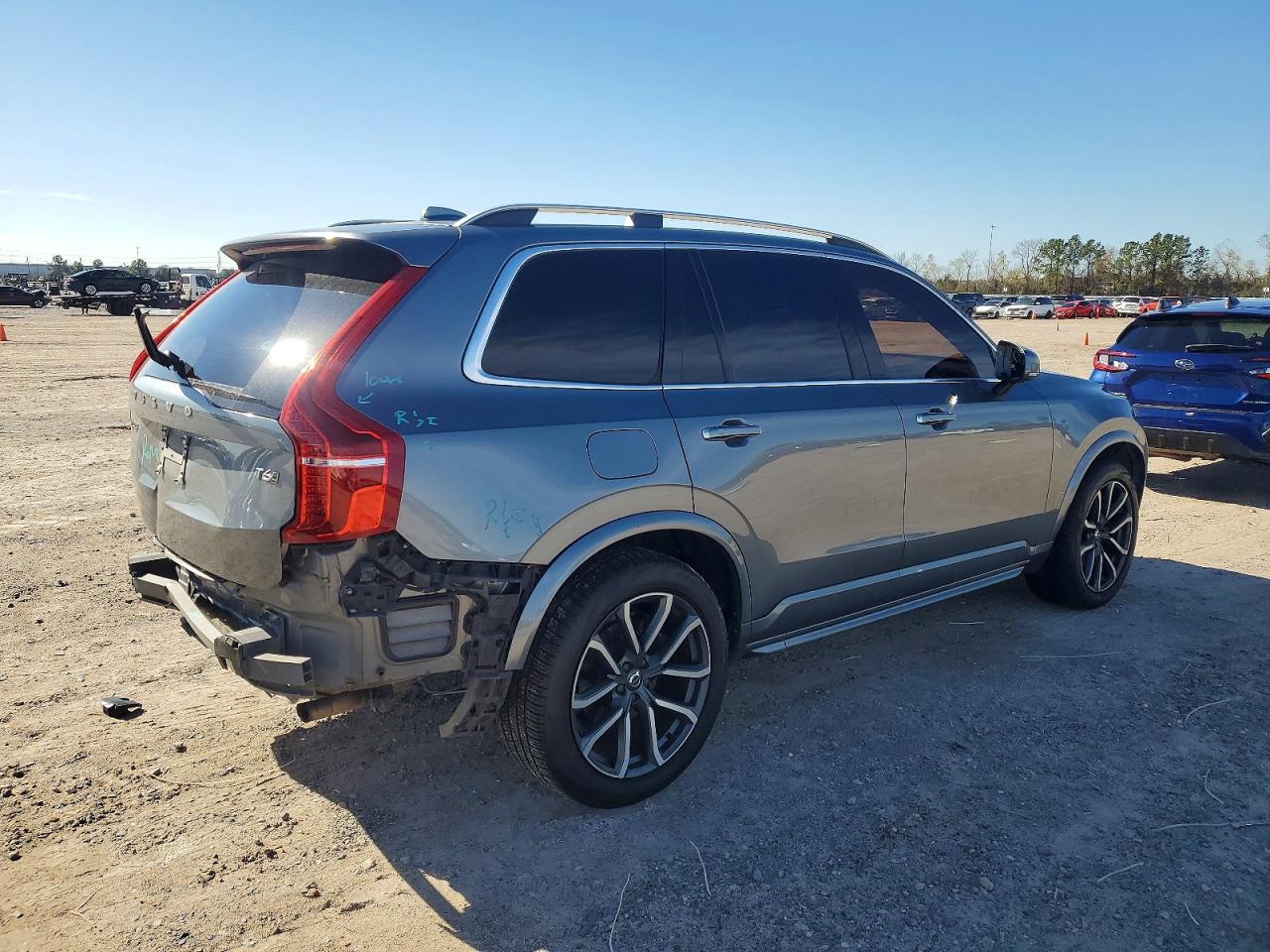 2016 VOLVO XC90 T6 photo 3