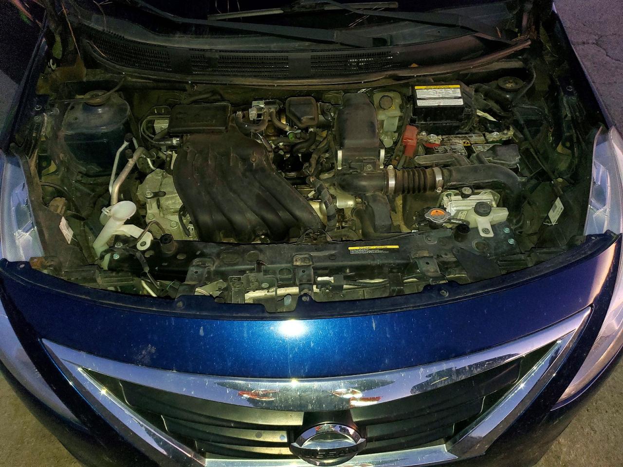 2018 NISSAN VERSA SV photo 21
