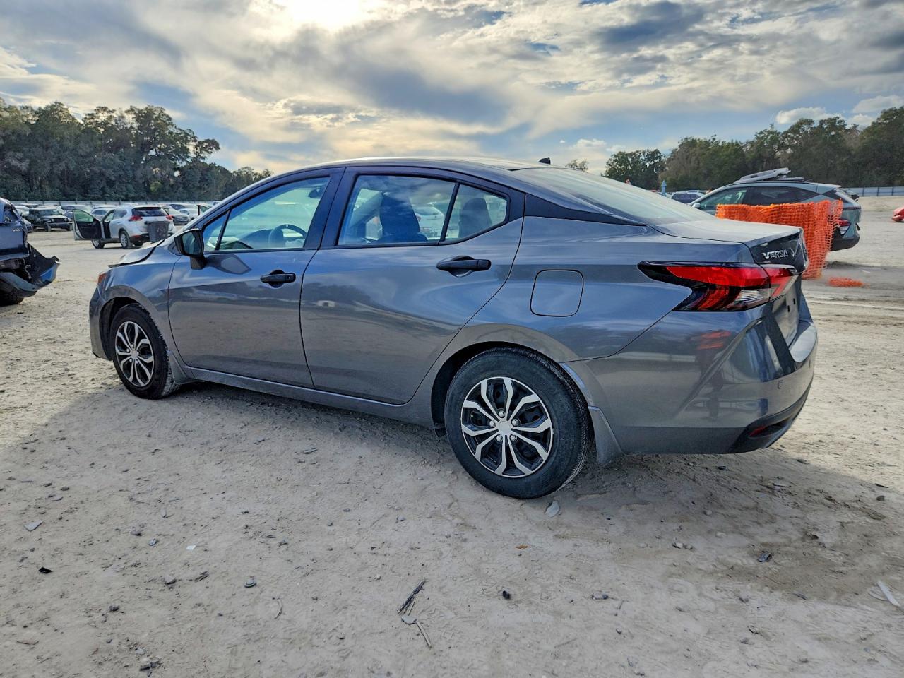 2024 NISSAN VERSA S photo 2
