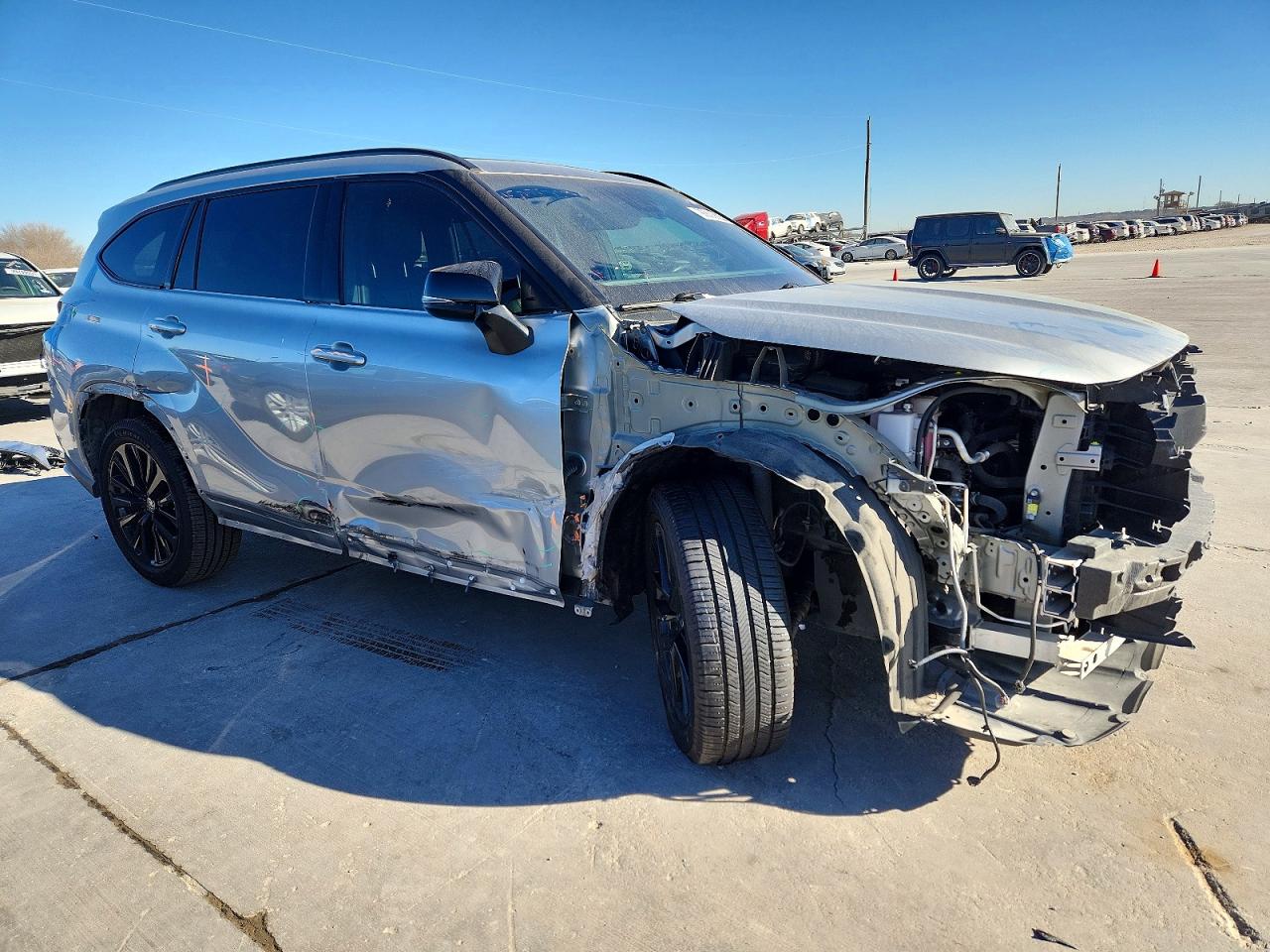 2023 TOYOTA HIGHLANDER L photo 4