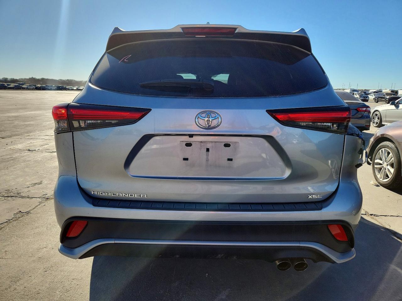 2023 TOYOTA HIGHLANDER L photo 6