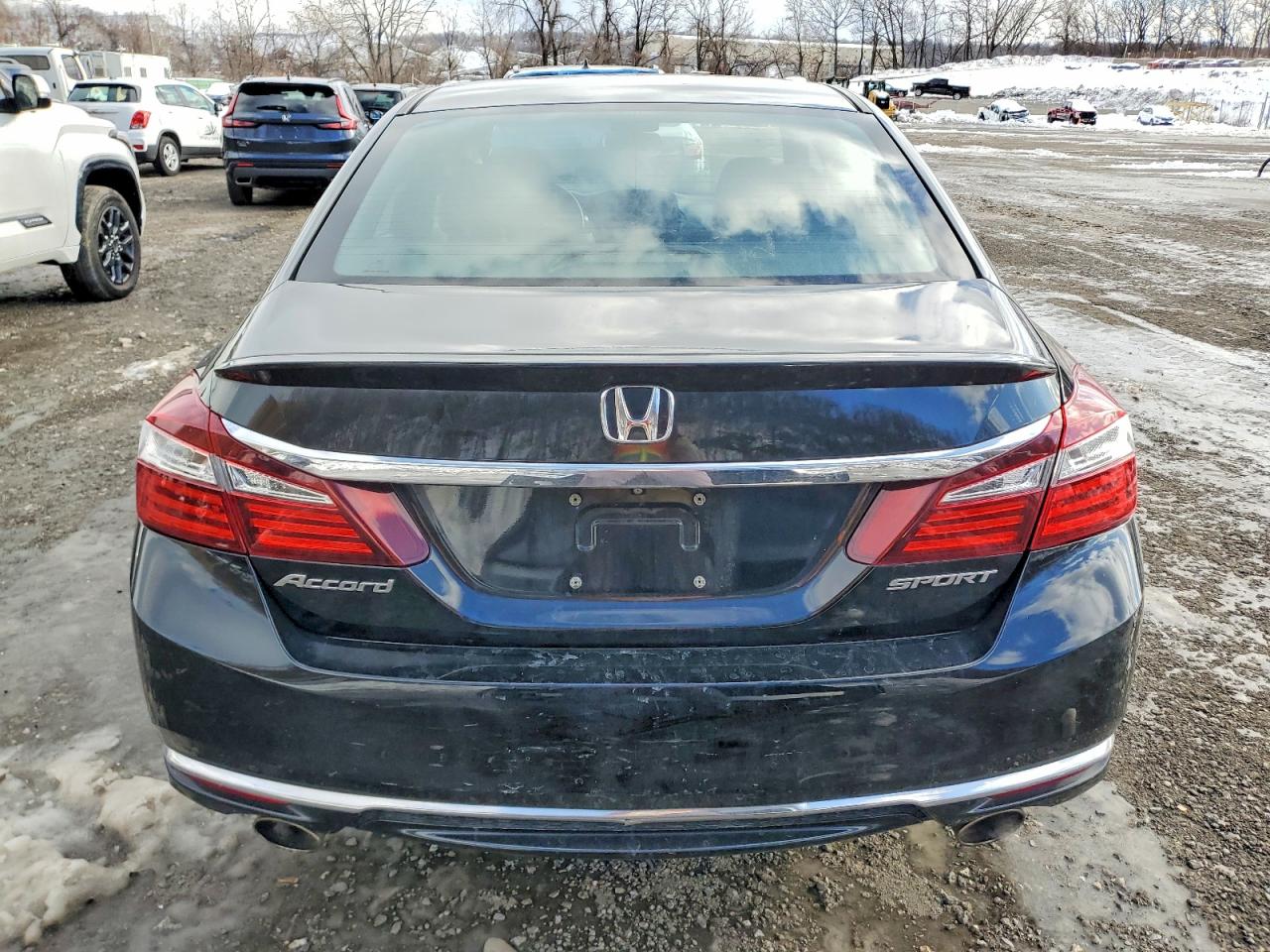 2017 HONDA ACCORD SPORT photo 6