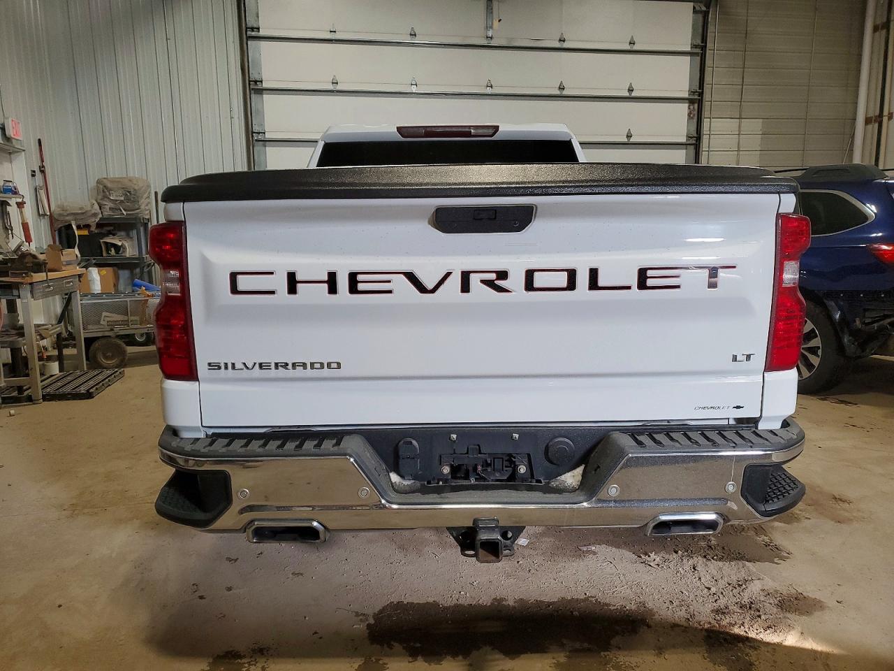 2020 CHEVROLET SILVERADO K1500 LT photo 16
