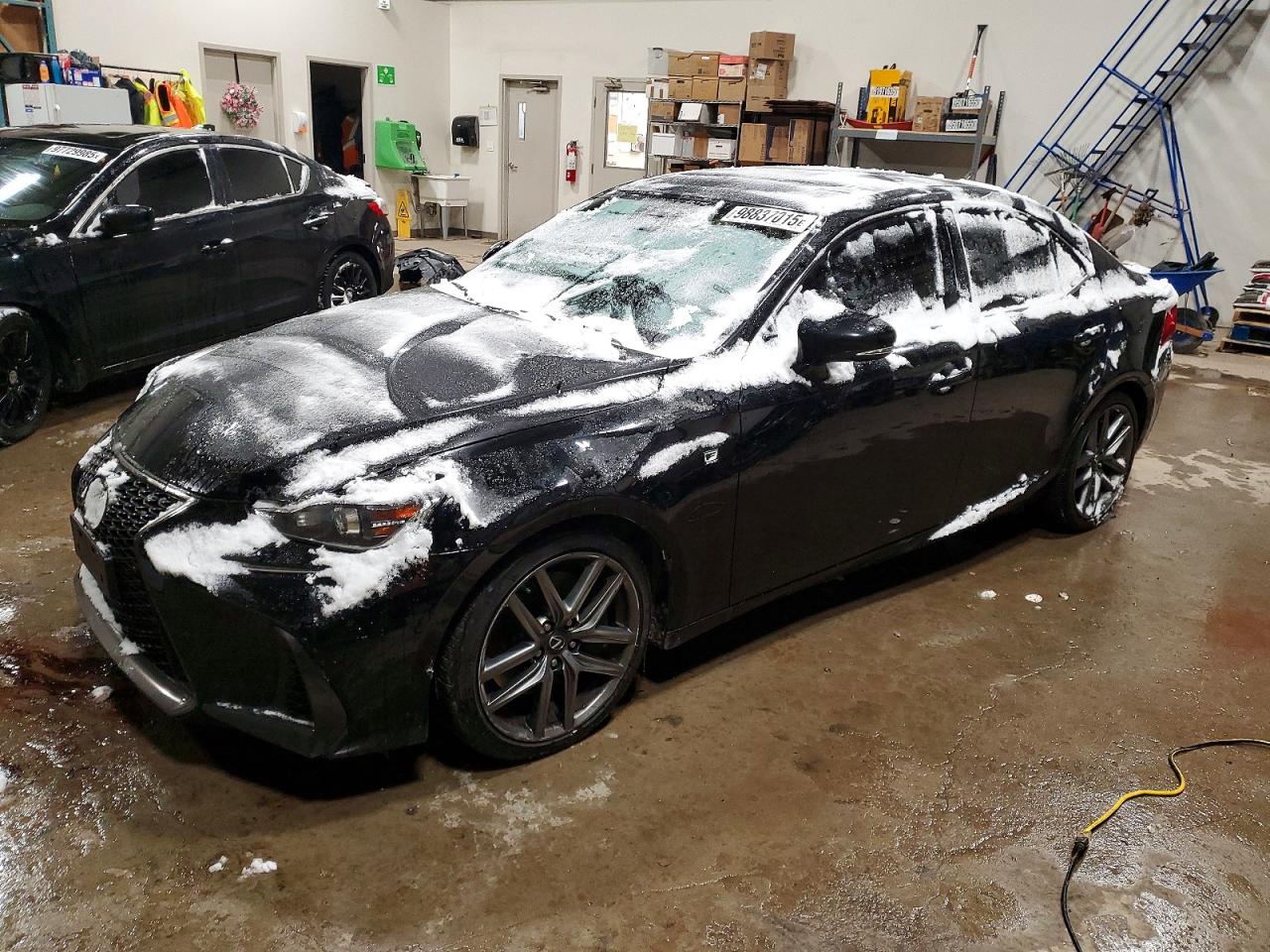 2017 LEXUS IS