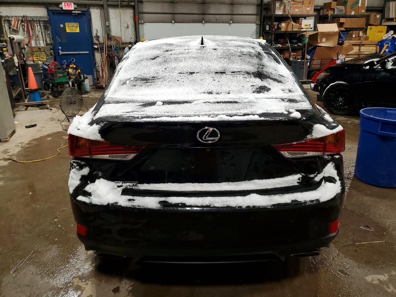 2017 LEXUS IS 300 photo 6