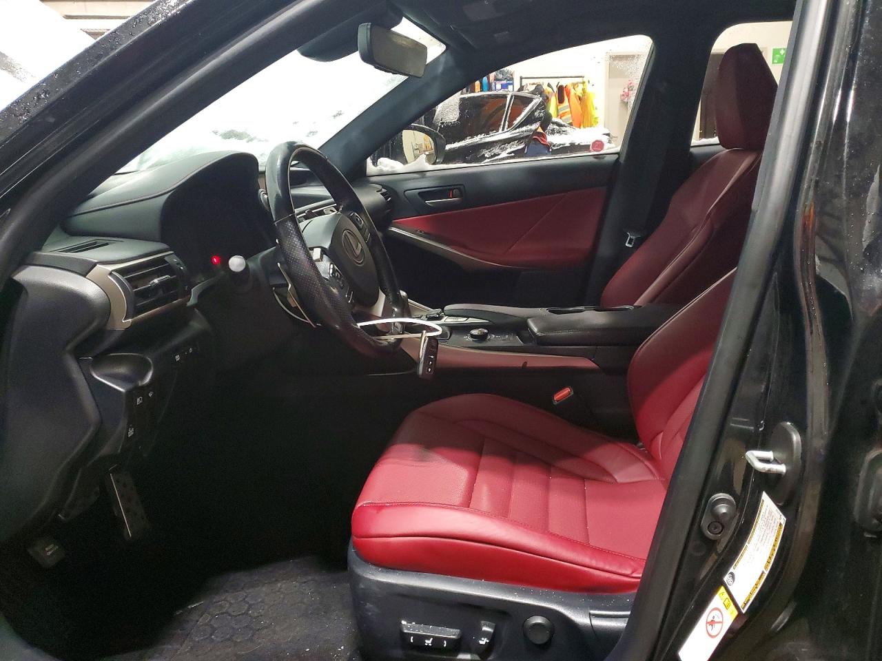 2017 LEXUS IS 300 photo 7