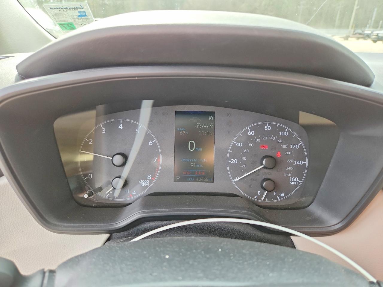 2025 TOYOTA COROLLA LE photo 9