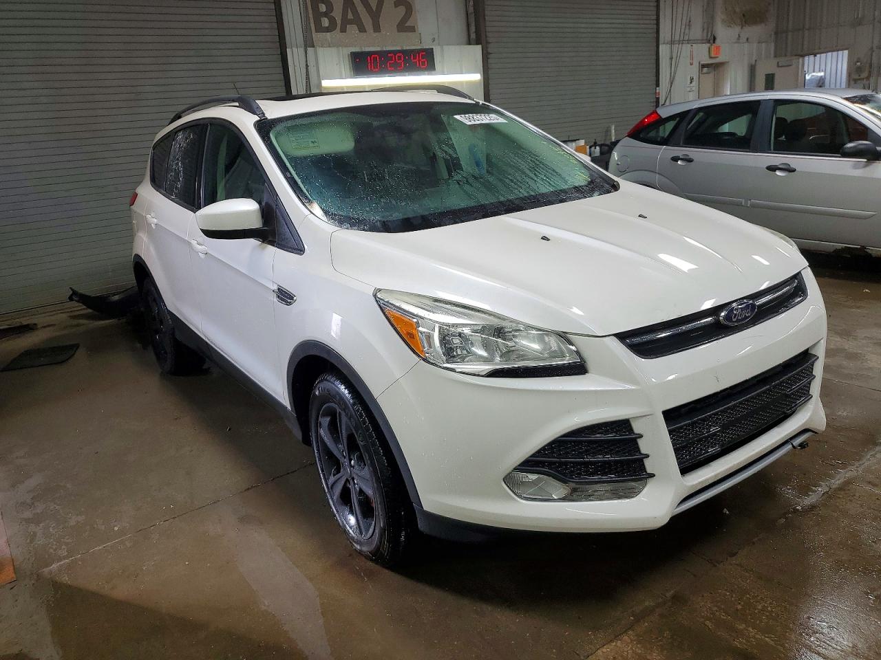 2014 FORD ESCAPE SE photo 4