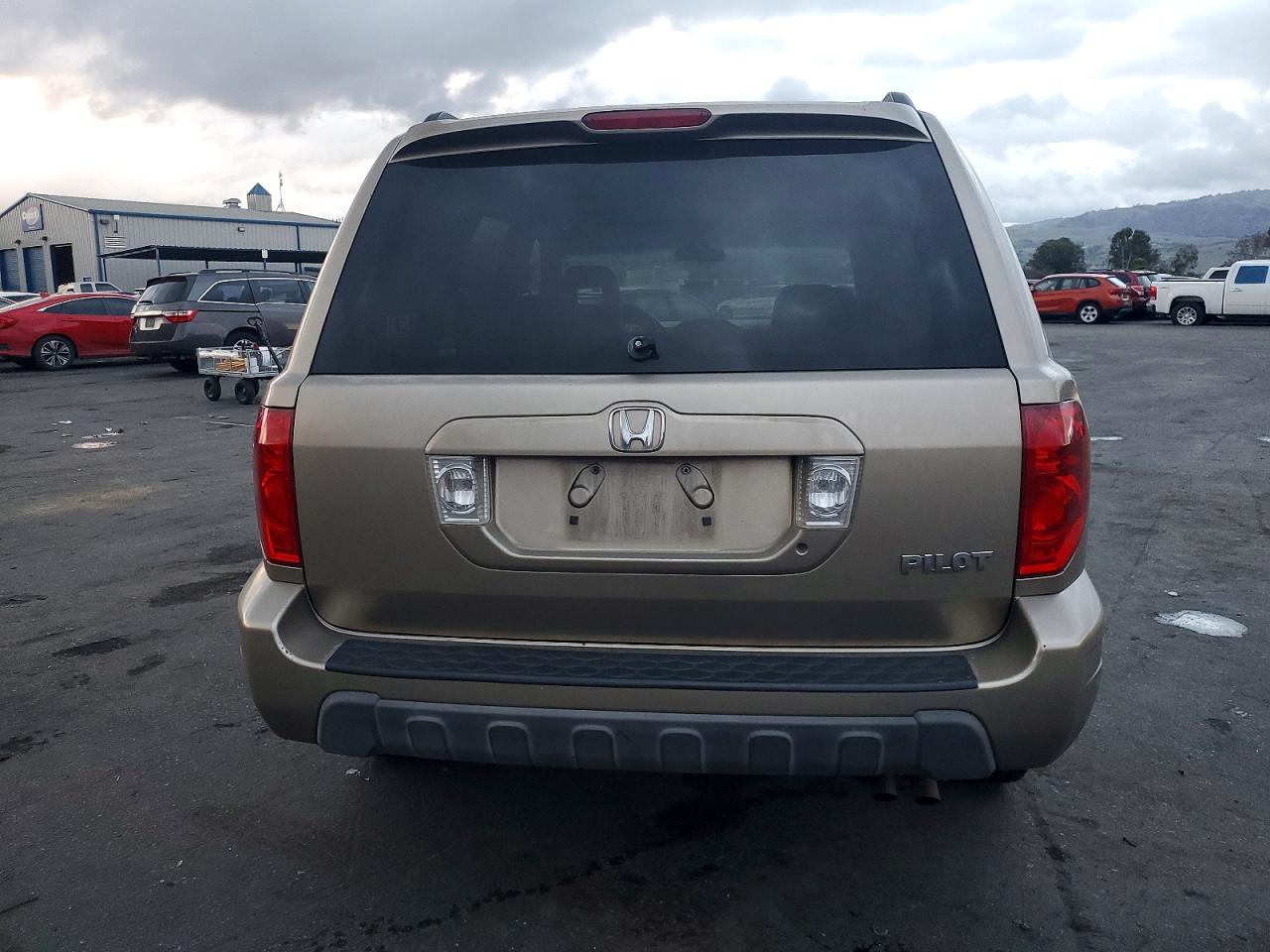 2005 HONDA PILOT EX photo 6