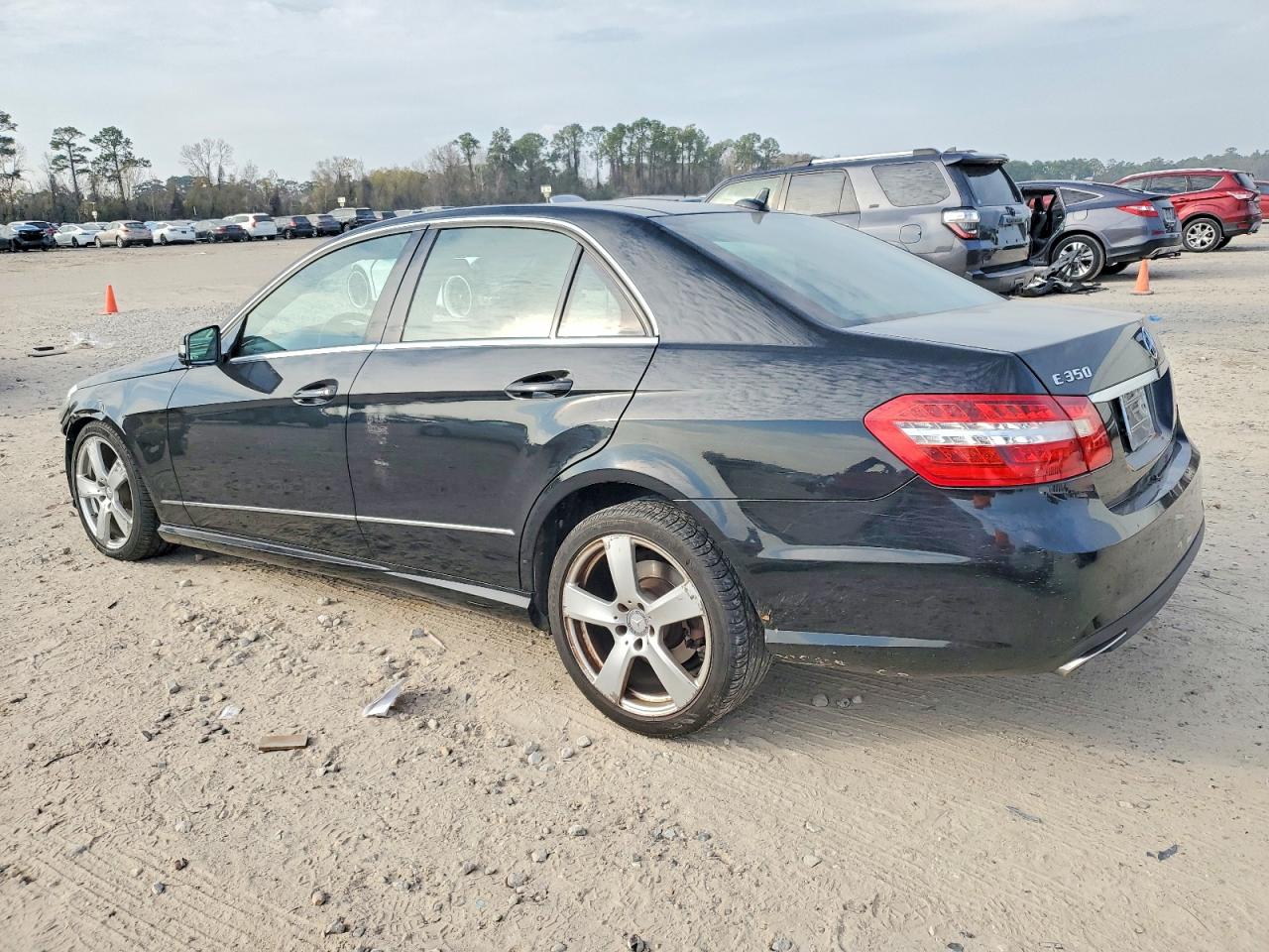 2011 MERCEDES-BENZ E 350 photo 2