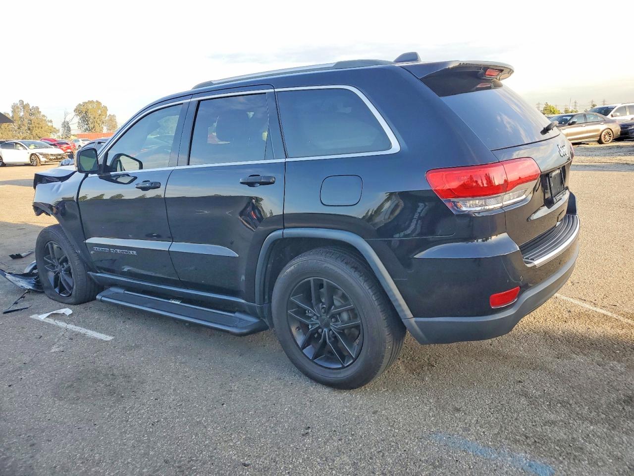 2018 JEEP GRAND CHEROKEE LIMITED photo 2
