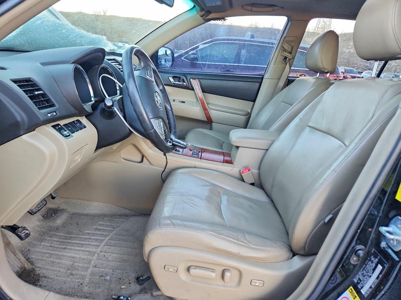 2010 TOYOTA HIGHLANDER LIMITED photo 7
