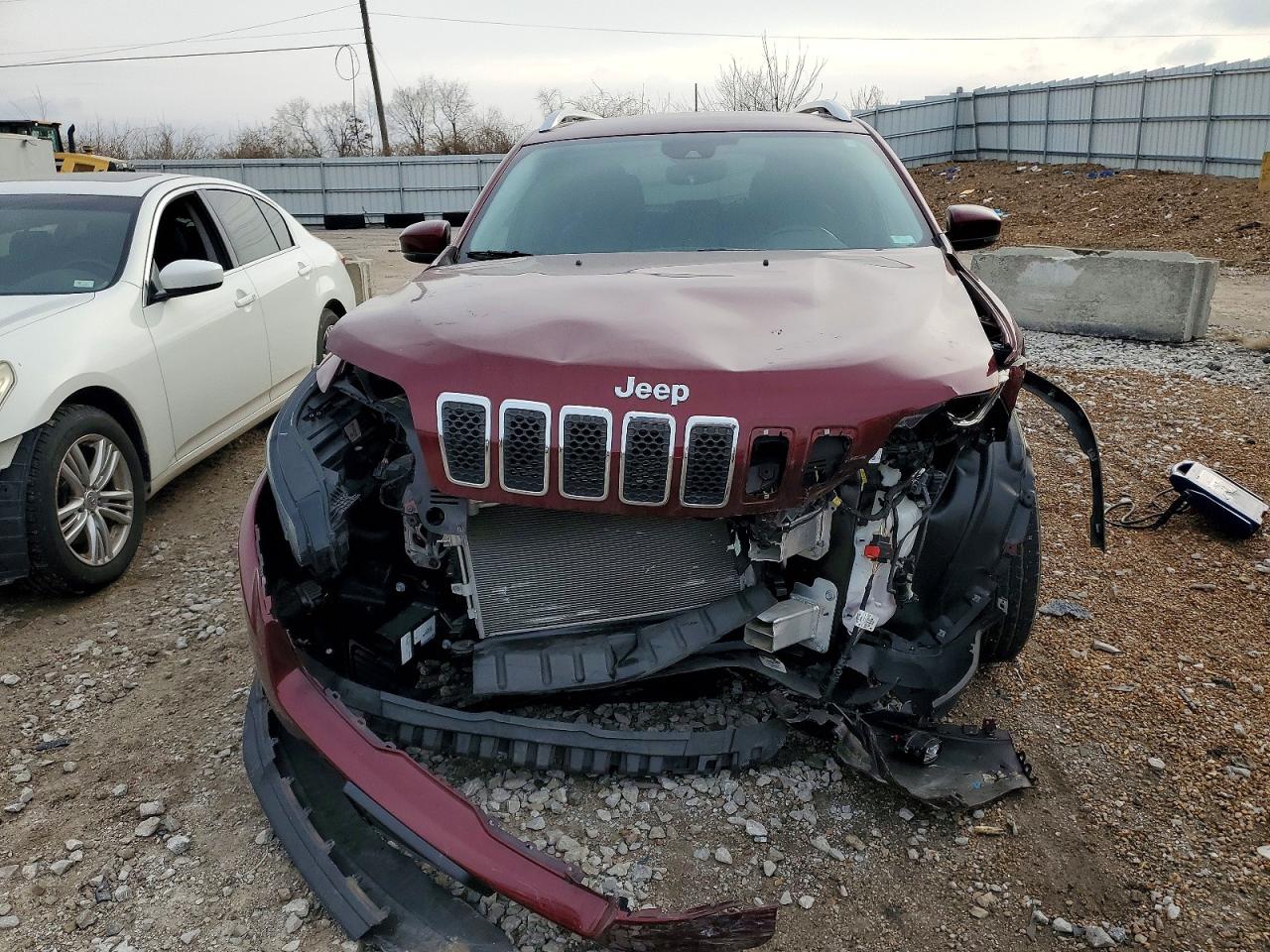 2021 JEEP CHEROKEE LATITUDE LUX photo 5