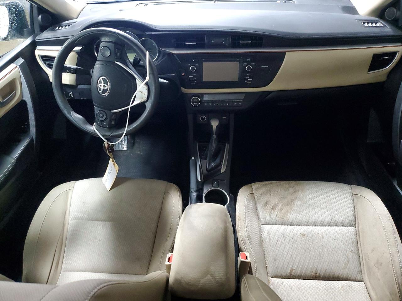 2016 TOYOTA COROLLA L photo 8