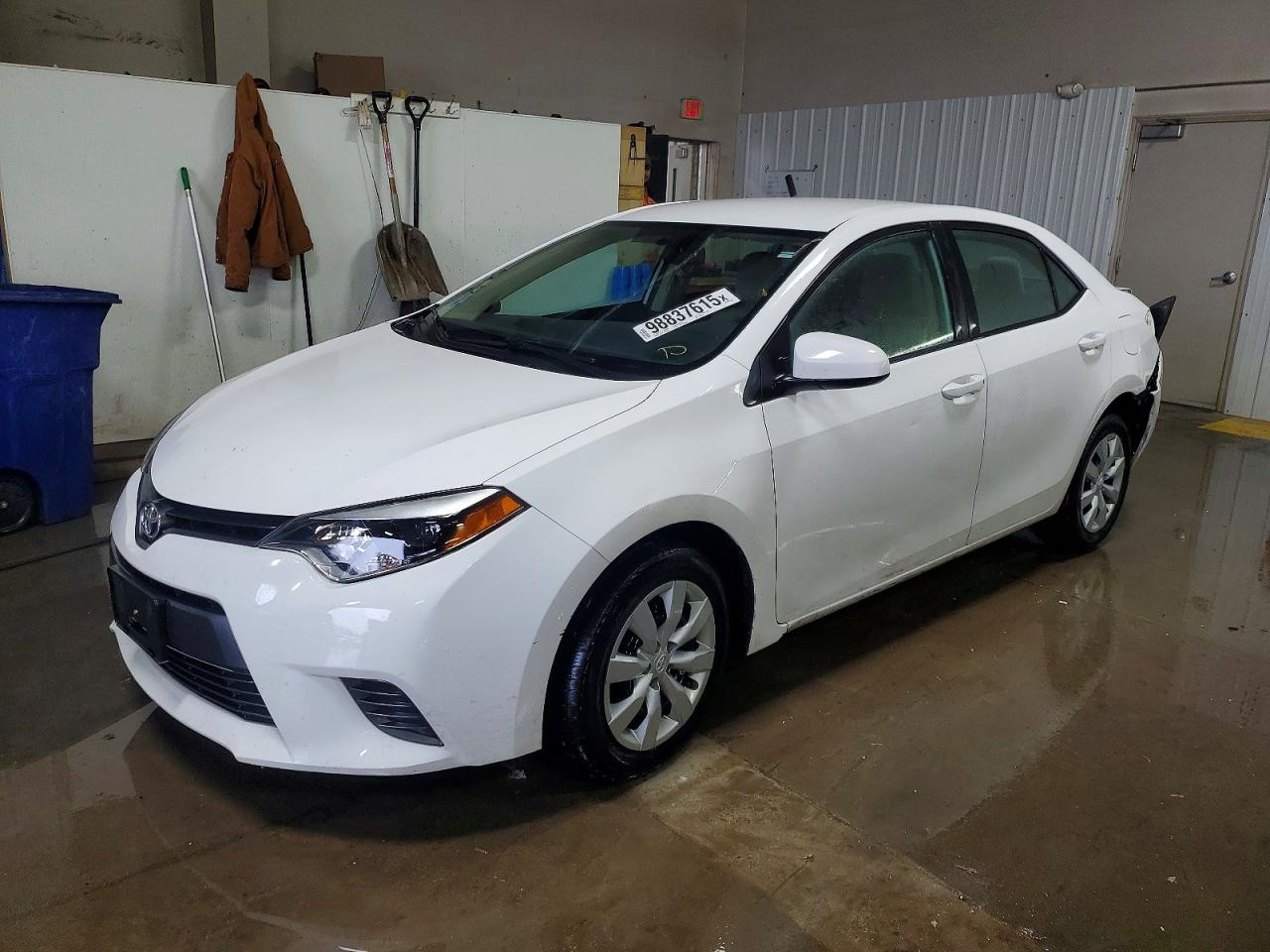 2016 TOYOTA COROLLA