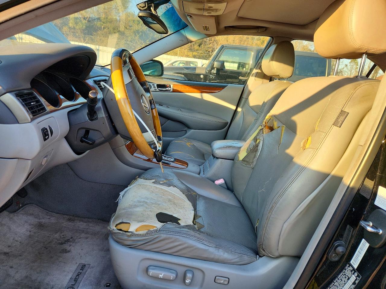 2005 LEXUS ES 330 photo 7