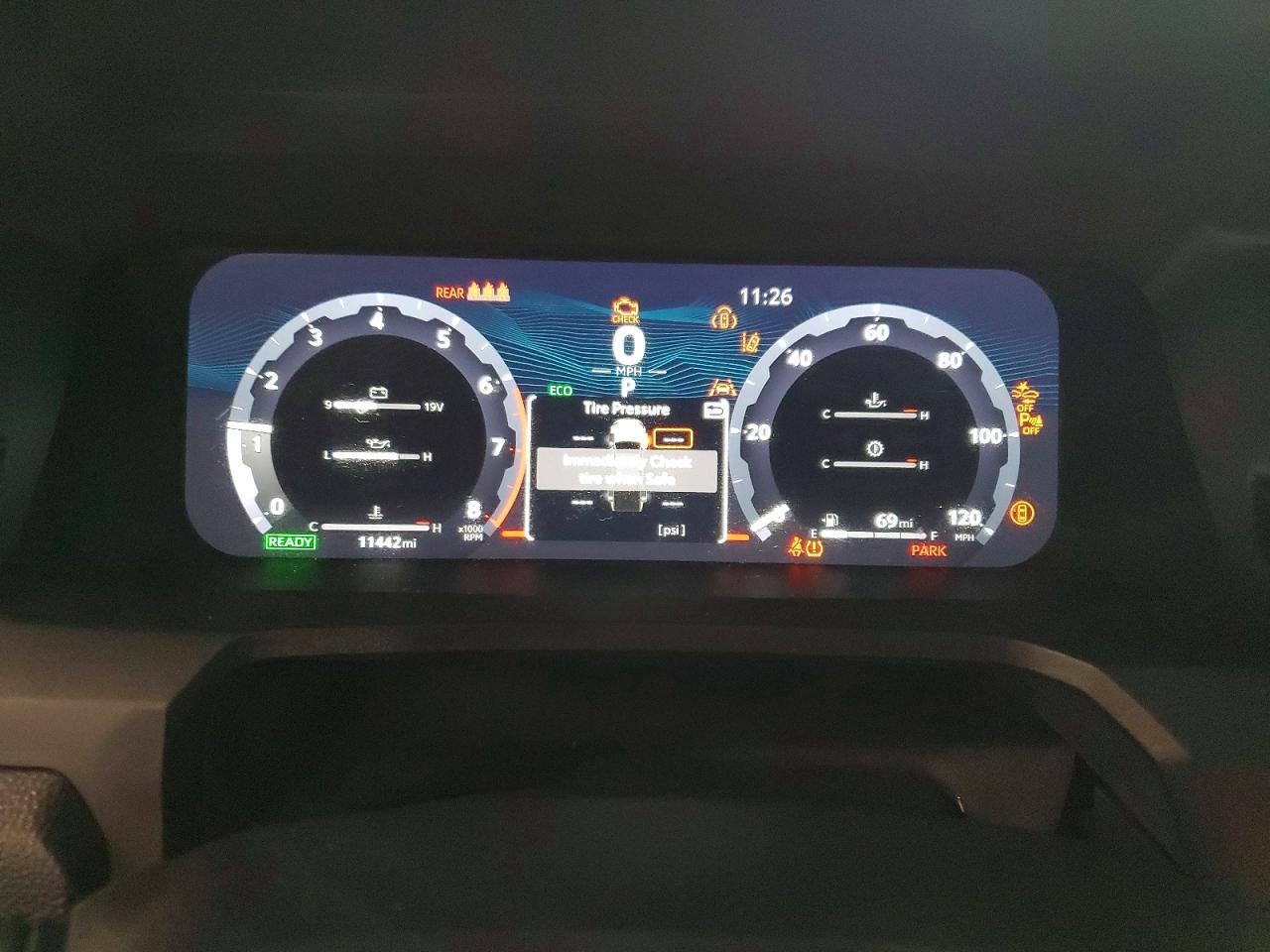 2024 TOYOTA TACOMA DOUBLE CAB photo 9