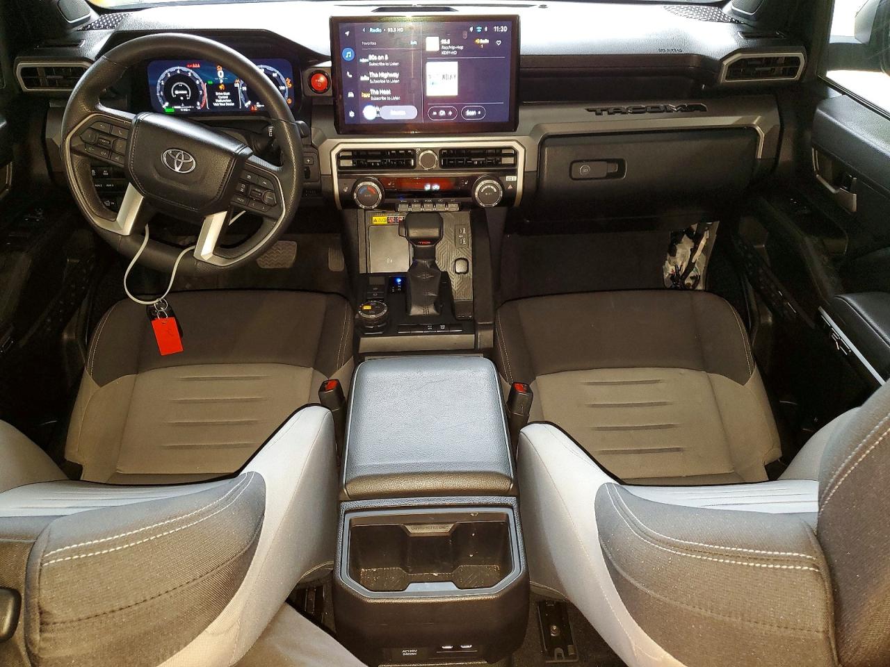 2024 TOYOTA TACOMA DOUBLE CAB photo 8