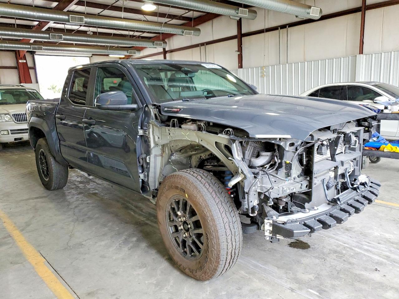 2024 TOYOTA TACOMA DOUBLE CAB photo 4