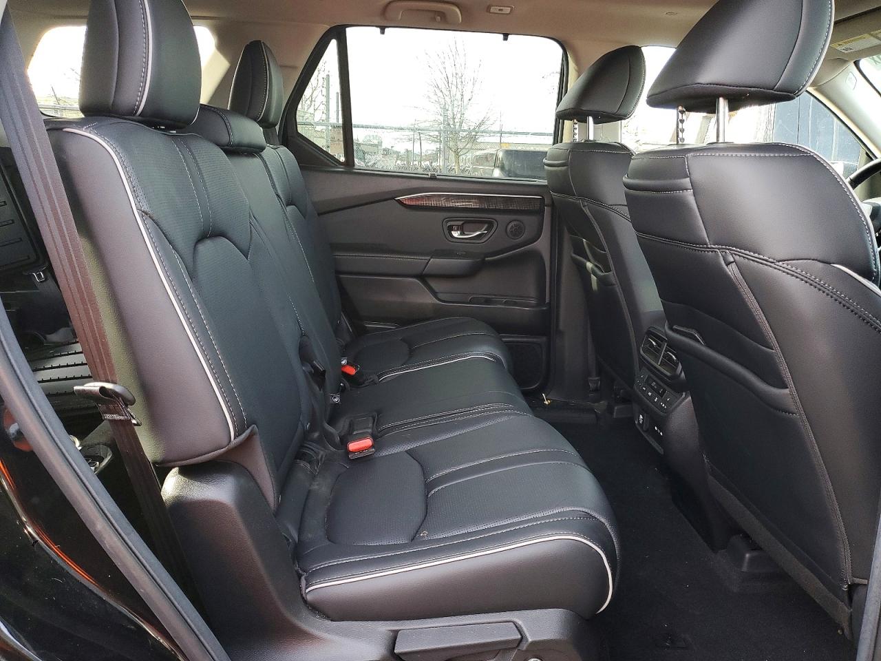 2025 HONDA PILOT ELITE photo 11