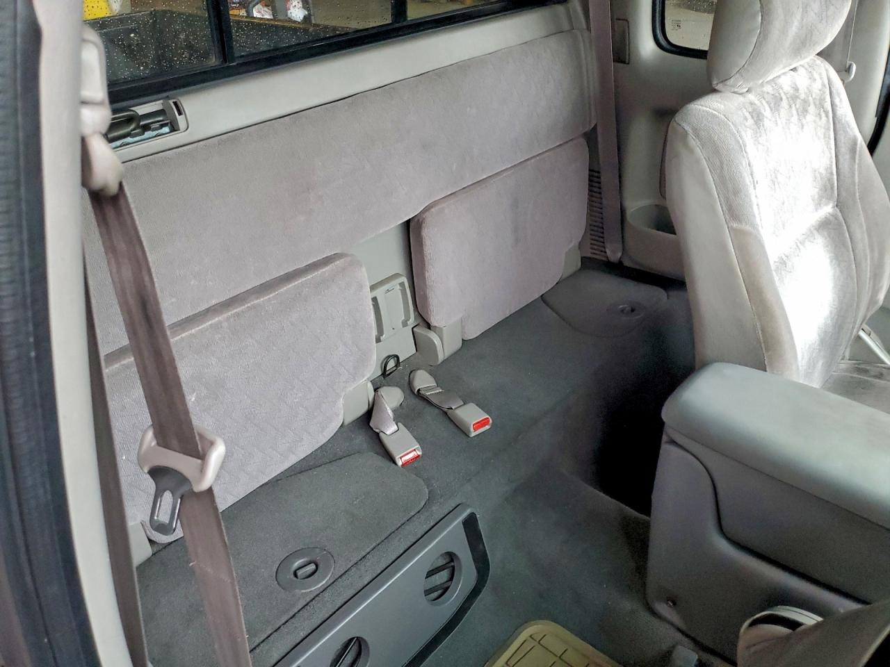 2001 TOYOTA TACOMA XTRACAB photo 10