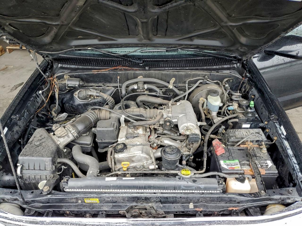 2001 TOYOTA TACOMA XTRACAB photo 11