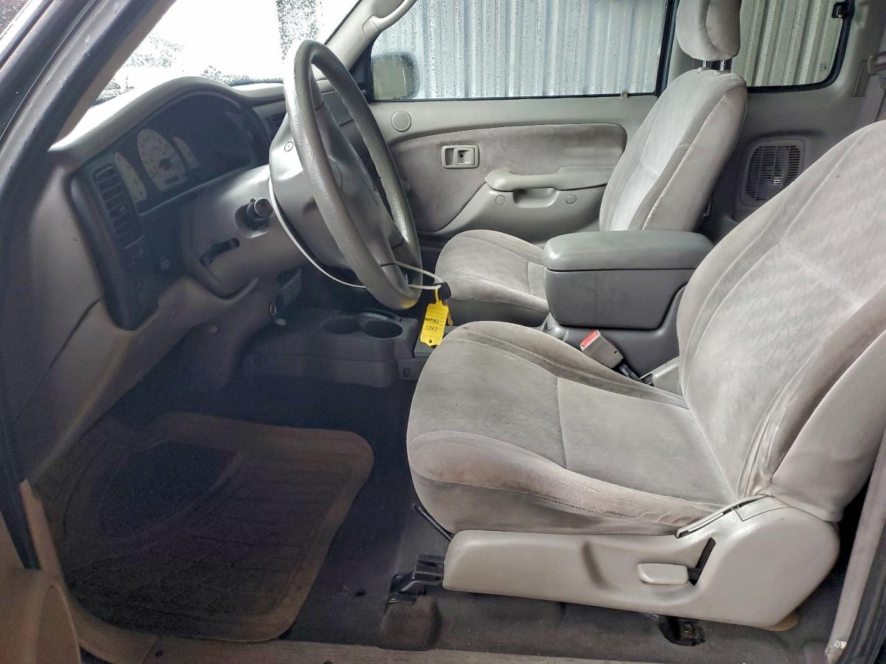 2001 TOYOTA TACOMA XTRACAB photo 7
