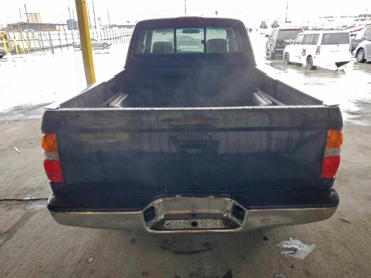 2001 TOYOTA TACOMA XTRACAB photo 6