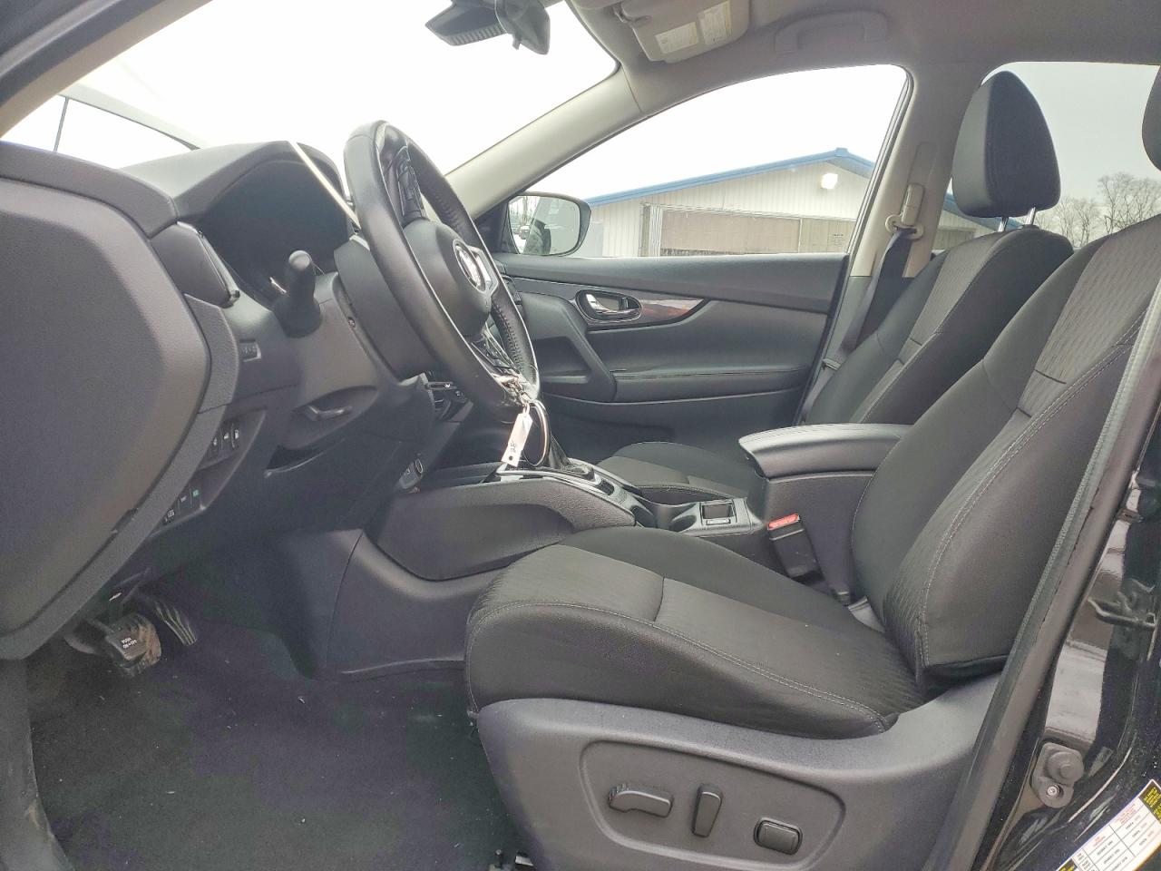 2019 NISSAN ROGUE S photo 7