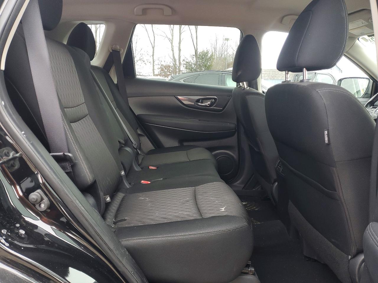 2019 NISSAN ROGUE S photo 11