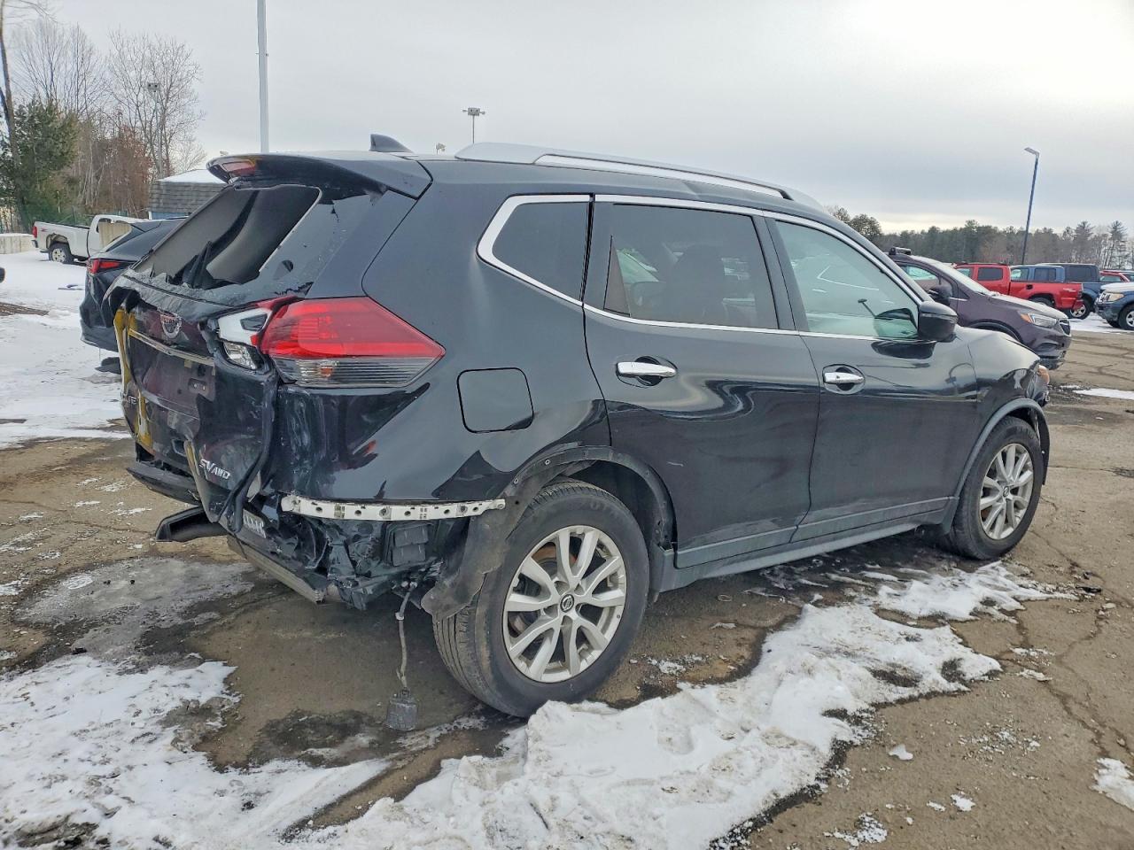2019 NISSAN ROGUE S photo 3