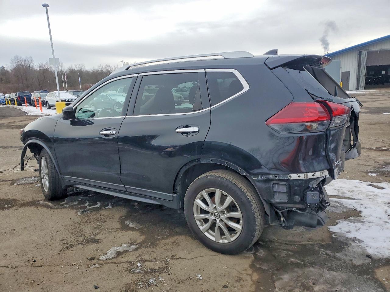 2019 NISSAN ROGUE S photo 2