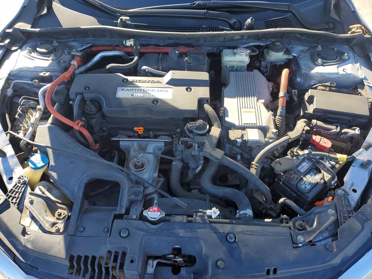 2017 HONDA ACCORD HYBRID photo 31
