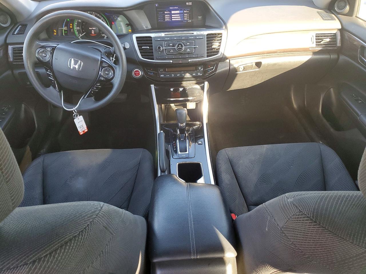 2017 HONDA ACCORD HYBRID photo 22