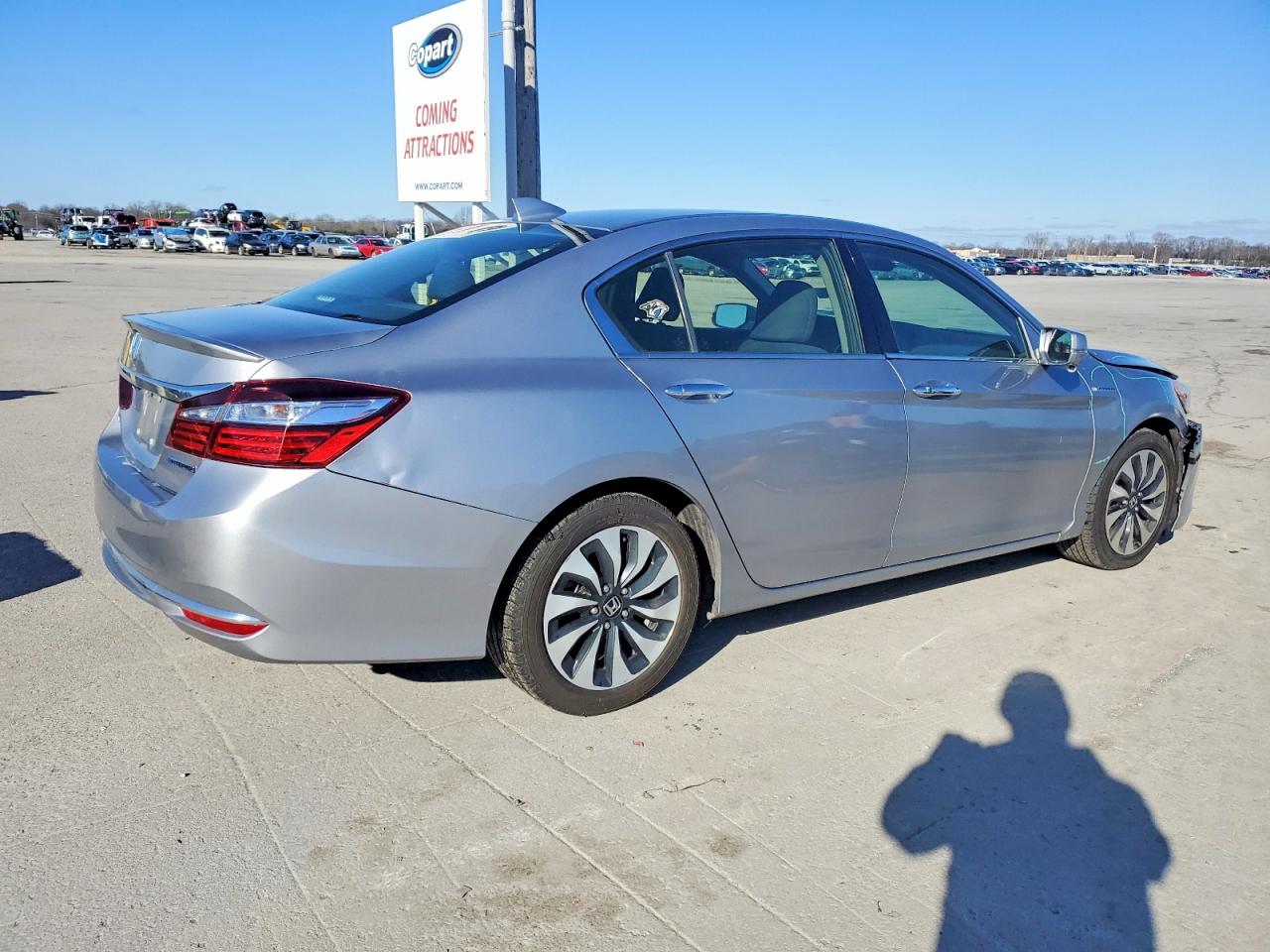2017 HONDA ACCORD HYBRID photo 7