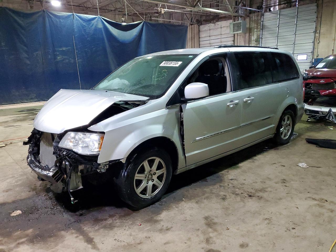 2011 CHRYSLER TOWN & COUNTRY