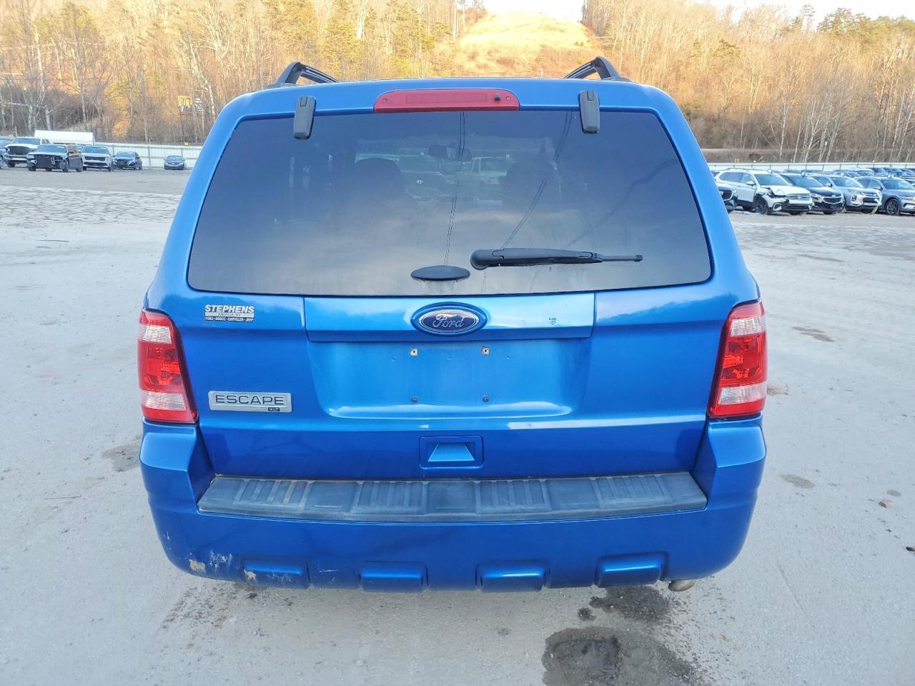 2012 FORD ESCAPE XLT photo 6