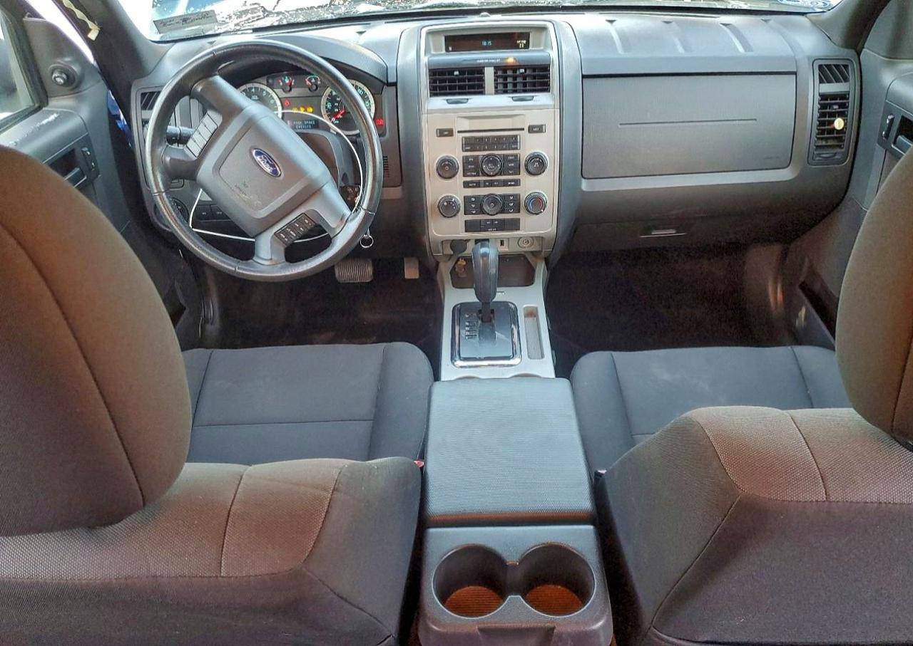 2012 FORD ESCAPE XLT photo 8
