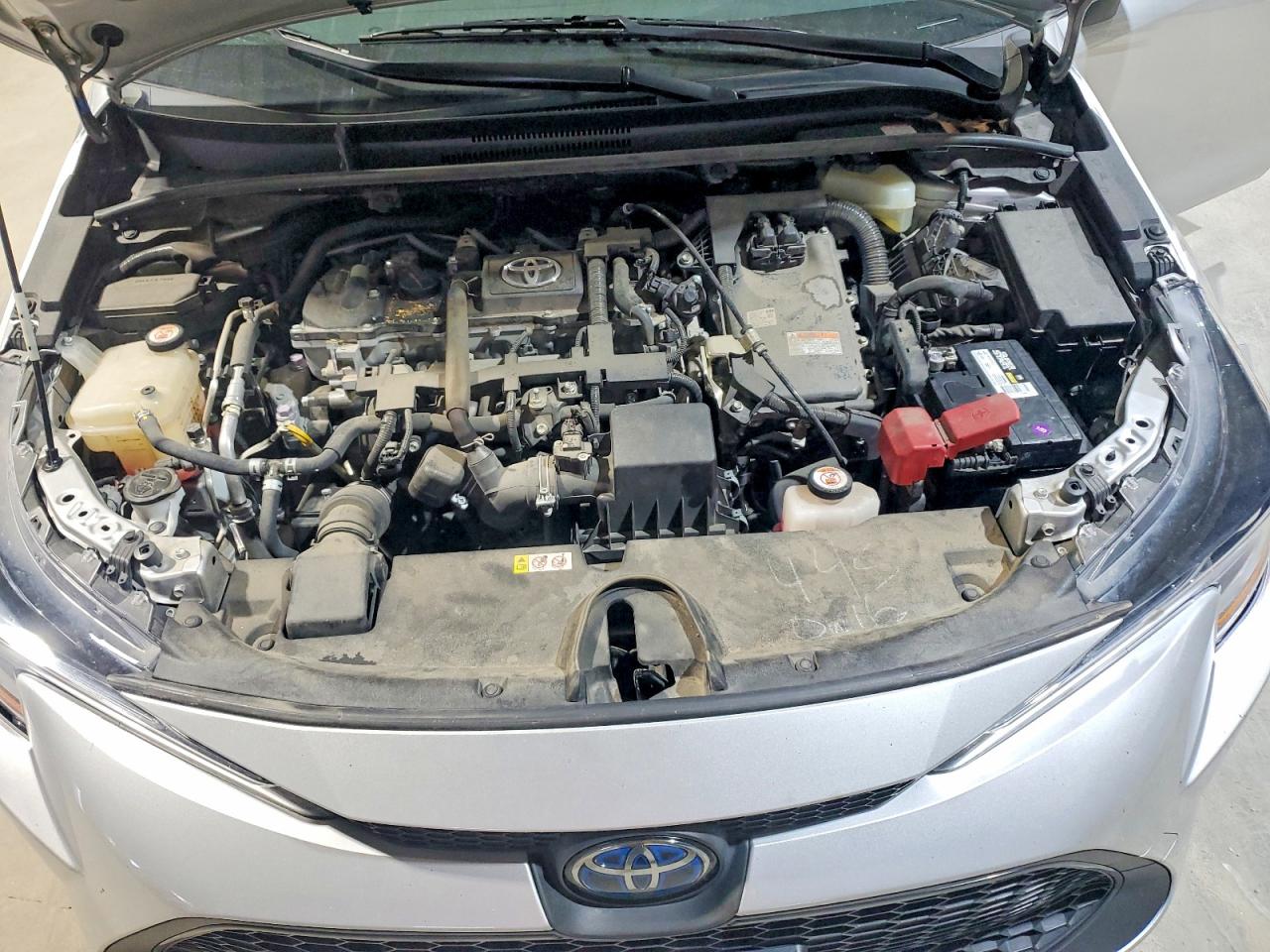 2020 TOYOTA COROLLA LE photo 11