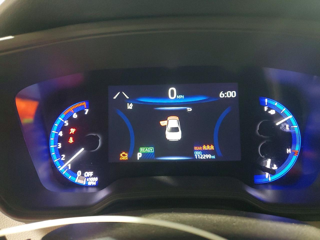 2020 TOYOTA COROLLA LE photo 9