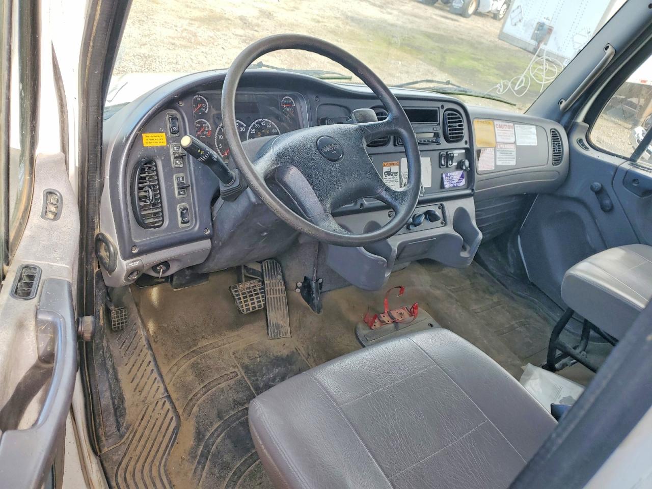 2016 FREIGHTLINER BUSINESS CLASS M2 TANK TRUCK photo 8