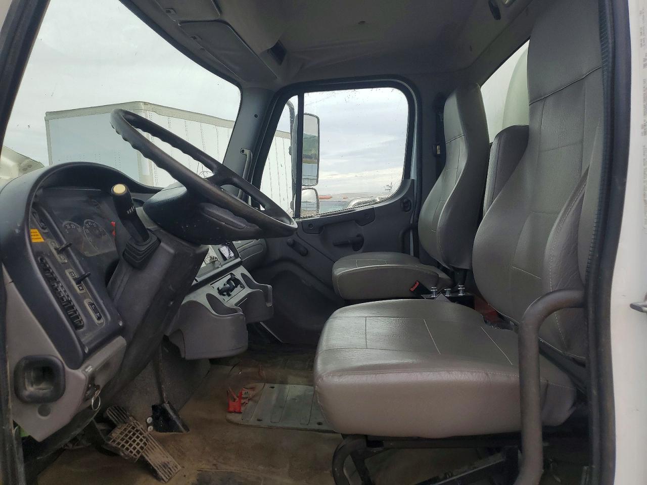 2016 FREIGHTLINER BUSINESS CLASS M2 TANK TRUCK photo 7
